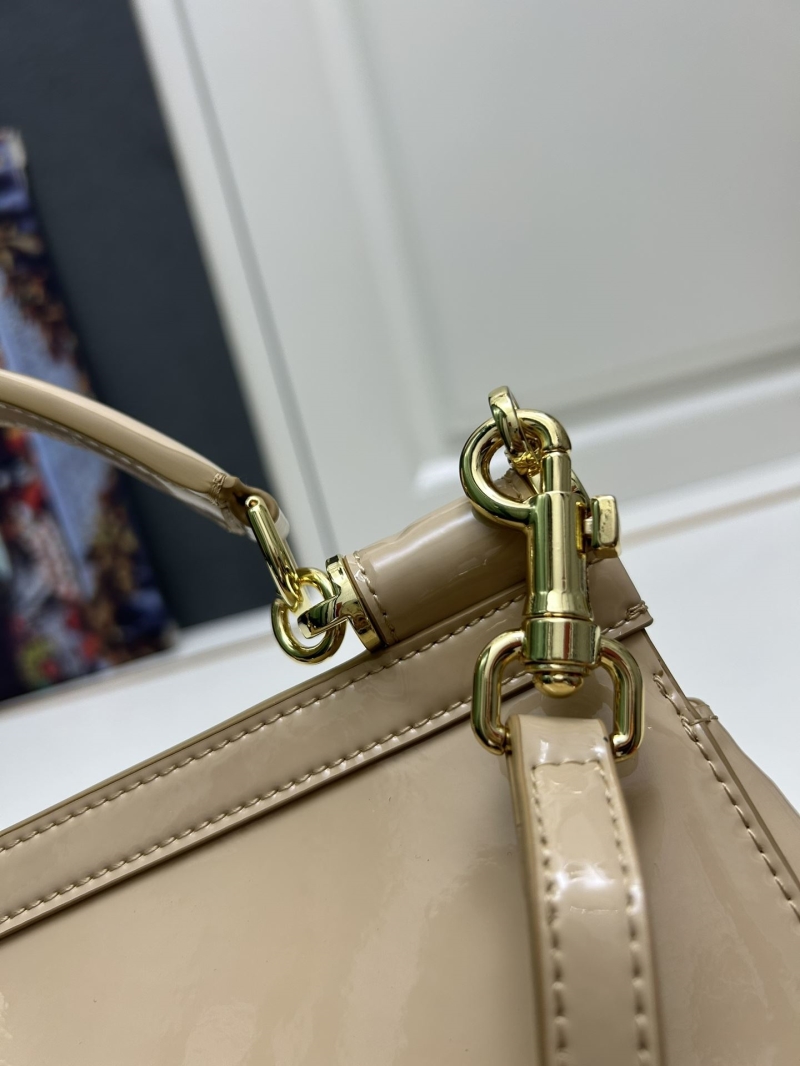 D&G Handle Bags